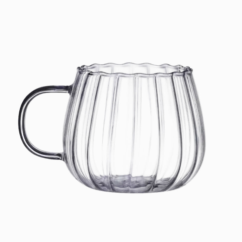 Linierte Glastasse